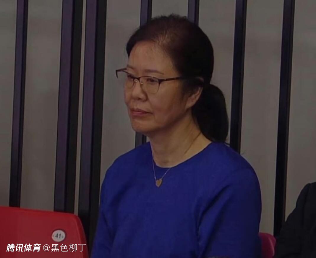 波多野结衣女教师