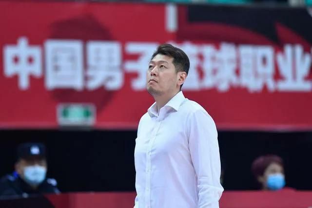 免费观看污污视频